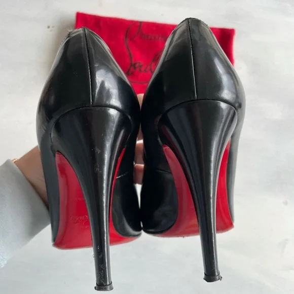 Christian Louboutin Patent Leather Fifille Black Pumps Heels